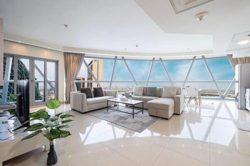 DIFC Apartment | DIFC Luxurious Spacious 1-Bed Apt in a Prime Location