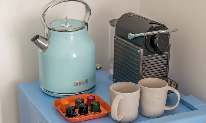 Canning Town South Apartment | Digital Nomad-Friendly Studio w/Ultra Fast Wifi close to O2, ExCeL, Canary Wharf