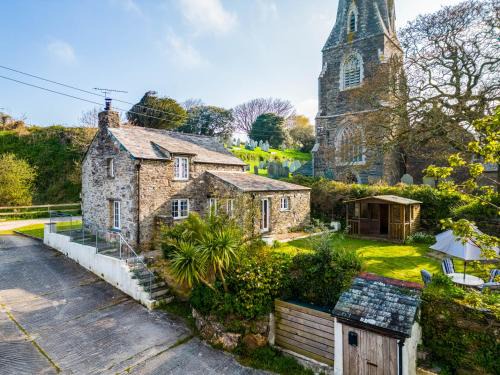 St Minver House | Dingles Cottage