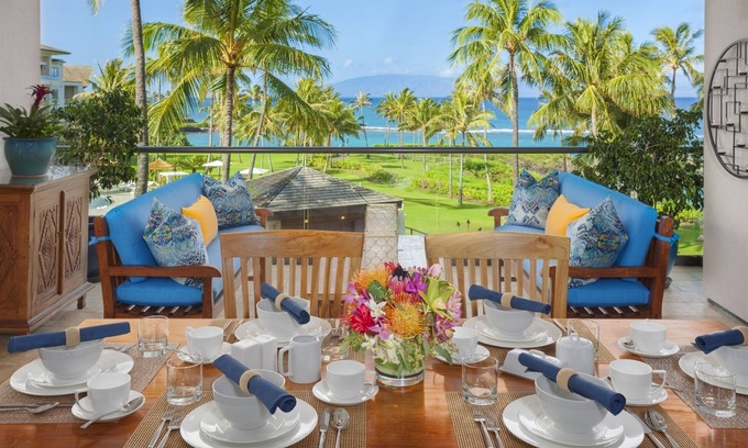Montage Kapalua Bay Villa | DIRECT OCEAN FRONT VIEW Beautiful Decor Free Spa Montage Access Sleeps 8