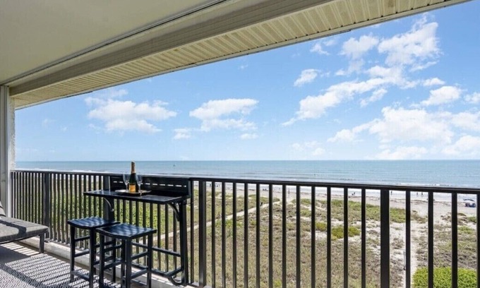 Cocoa Beach Condo | Direct Oceanfront Modern LUXURY Top Floor “Sea La Vie”