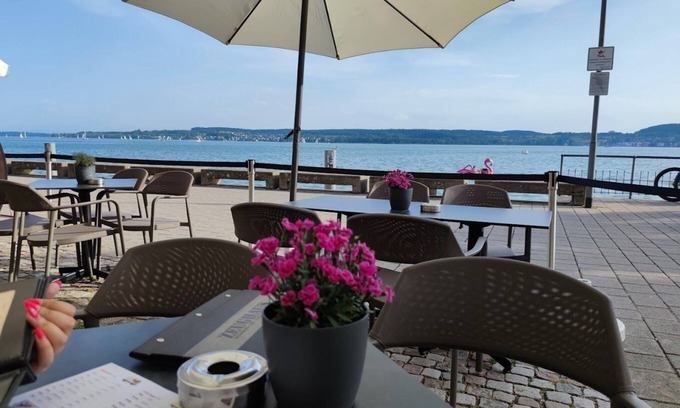 Ueberlingen Apartment | Directly on the Überlingen promenade - vacation apartment