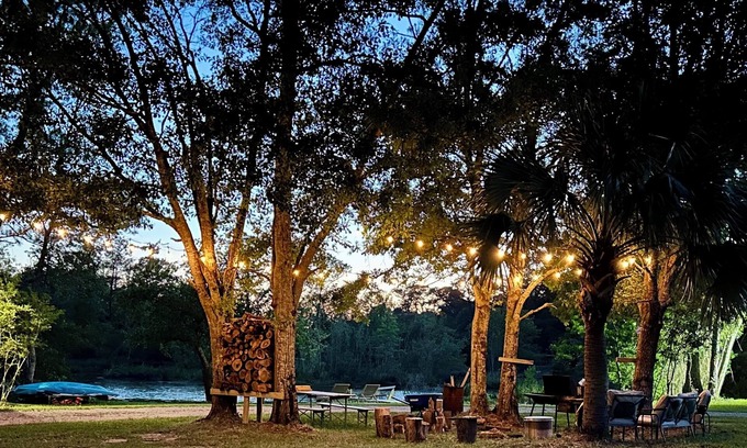 Biloxi Cabin | Disc golf, kayaks, or fish on private Cabin! Near stores, casinos, beaches!