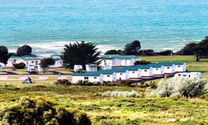 East Devonport Cabin | Discovery Parks - Devonport