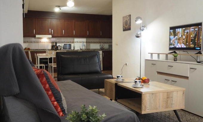 Sant Blai Apartment | Diskover Pintor Gisbert