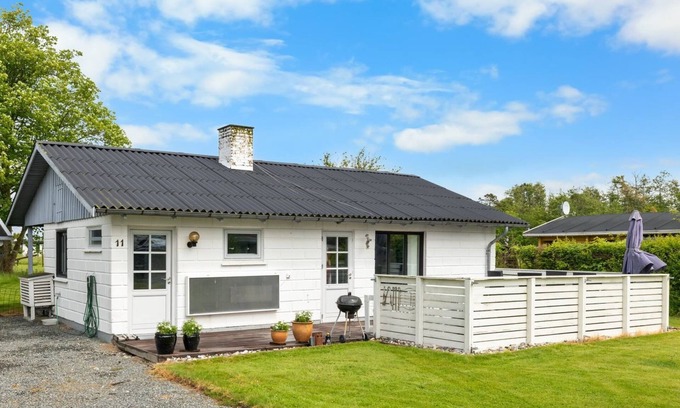 Tørresø House | "Diuri" - 380m from the sea by Interhome