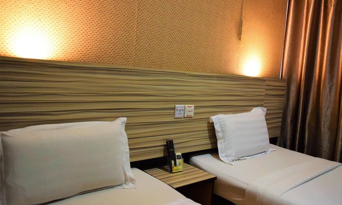 Kampung Tanjung Kapur Hotel | DJ Citi Inn Hotel