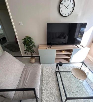 Colchester Apartment | DK House