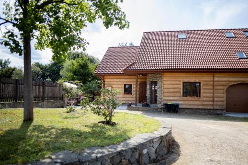 Gorlice House | Doberek Noclegi w Beskidzie Niskim