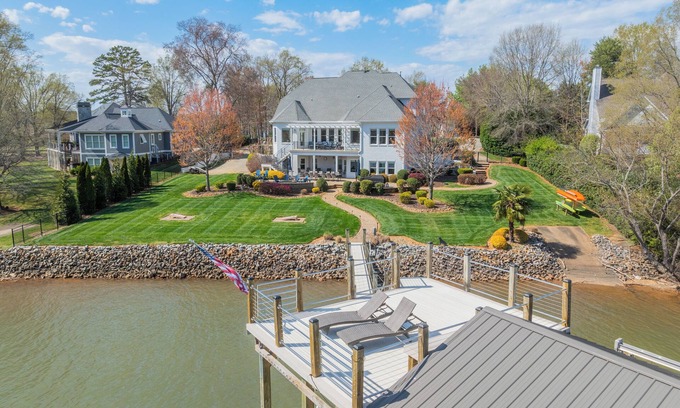 Mayhew House | Dockside Oasis by SoCharm | Newly Renovated, Beautiful Lakeview & Game Room