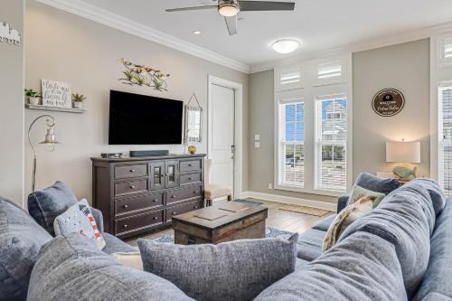 Port Aransas Apartment | Doctor's Orders | Palmilla Beach Resort Sea Gate Condominiums #201
