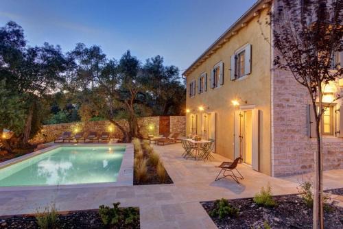 Katsimatika House | Dodo darling