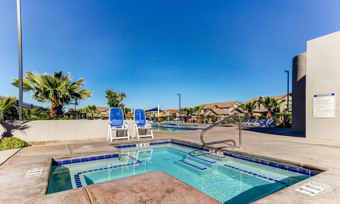 Sienna Hills House | Dog-friendly family home w/shared pool, furnished patio & full kitchen