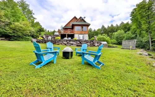 Jewett House | Dog-Friendly Mountain Hideaway