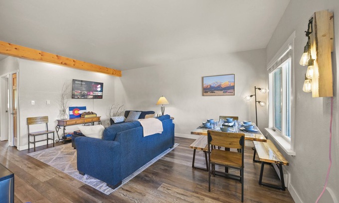 Buena Vista Condo | Dogs OK! Prime Homebase Location Near Downtown & River/Trails Blocks Away