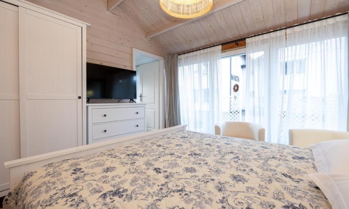 Dziwnowek Bed & Breakfast | Dom Goscinny "Marta"