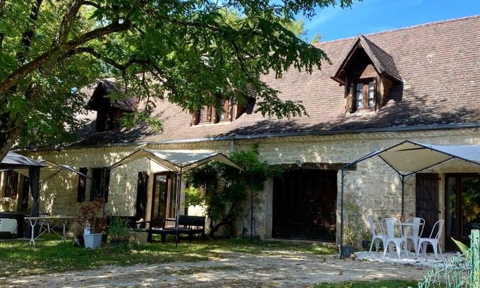 Les Quatre-Routes-du-Lot House | Domaine Valenquercy