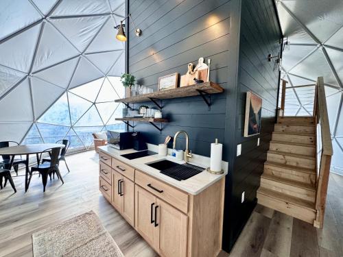 Hiawassee Other | Dome Home Lake and Mountain Views Hot Tub