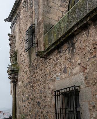 Santiago Apartment | Domus Seleqtia Plaza de Santiago