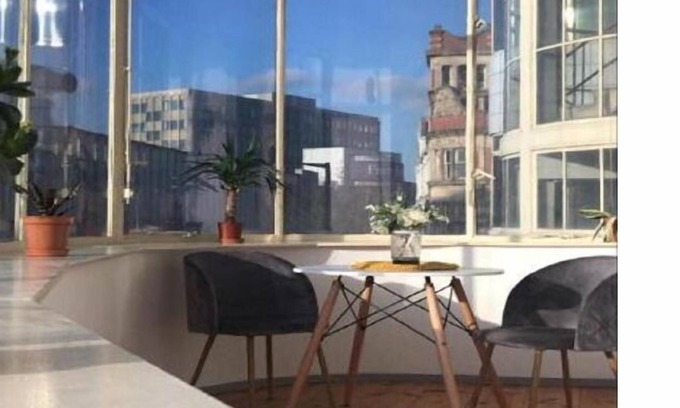 Doncaster Apartment | Doncaster City Centre Deluxe Whole Apartment sleeps 4 D19