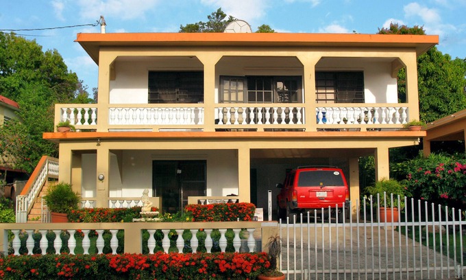 Esperanza Apartment | Dos Palmas-3Bdrm, 2Ba, Walk One Block to Caribbean,Malecon,restaurants,etc
