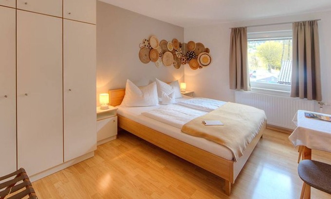 Mondsee Cottage | Double room Luna - Seepension Hemetsberger