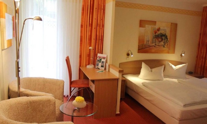 Plau am See House | Double room/terrace in the Park Chalet - Parkhotel Klüschenberg