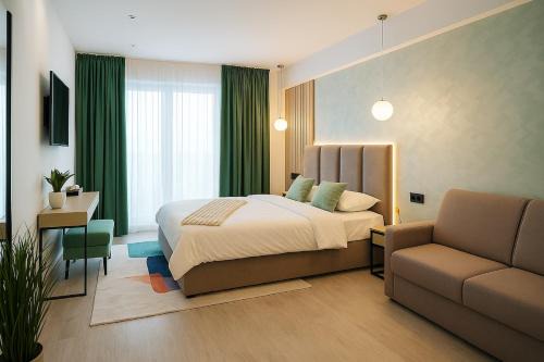 Eforie Nord Apartment | Double Room with Sofa Bed & Lake View