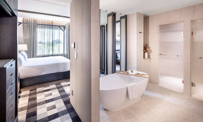 Papakura Hotel | DoubleTree by Hilton Auckland Karaka