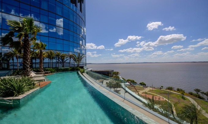 Cristal Hotel | DoubleTree by Hilton Porto Alegre