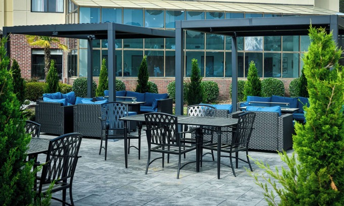 Hattiesburg Hotel | Doubletree by Hilton Hattiesburg, MS