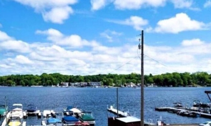 Conneaut Lake Condo | Downtown Lake View Condo -Unit 3