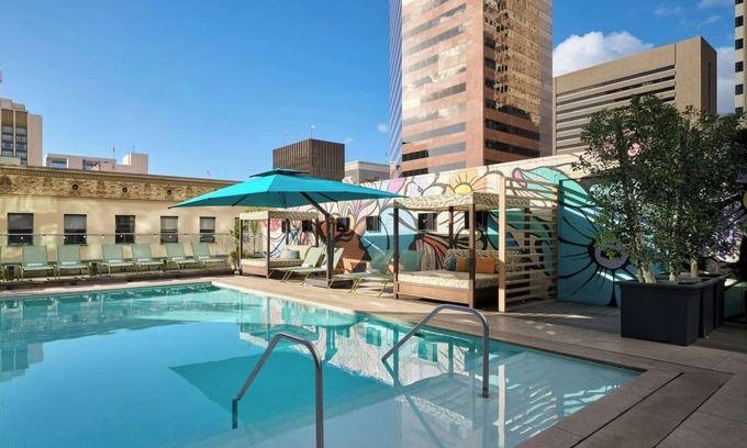 Civic Core Hotel | Downtown San Diego Access | Rooftop Pool & Dining