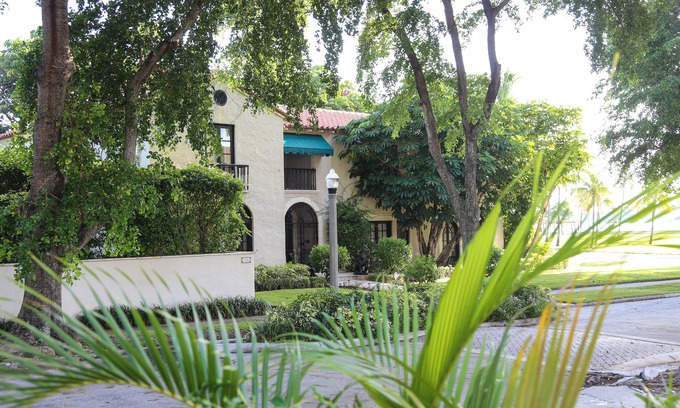 Providencia Park Apartment | Downtown West Palm Beach