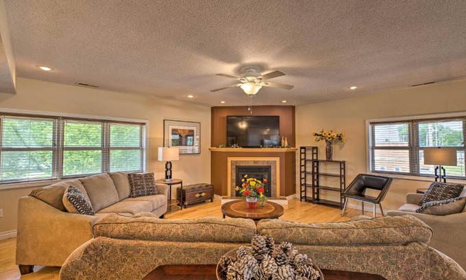 Yankton Apartment | Downtown Yankton Apartment with Patio and River View!