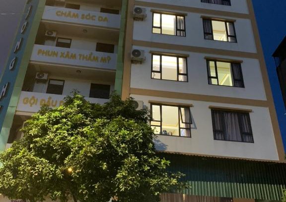 Ha Long Bed & Breakfast | Dragon hotel