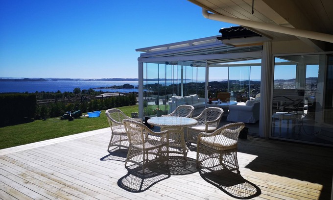 Steinsland House | Dream home with panoramic sea views. It doesn't get any better than that.