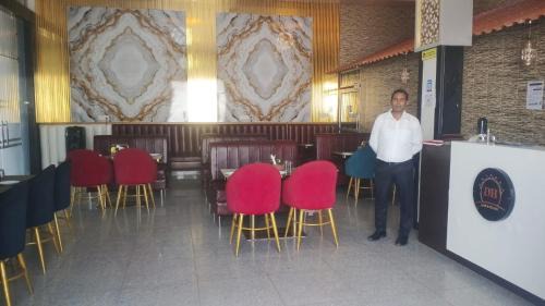 Gonda Hotel | Dream House Club And Resort