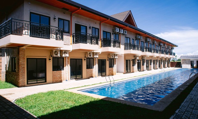 Manolo Fortich Hotel | Dream Residences