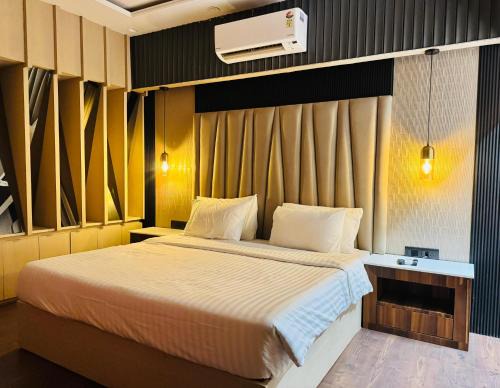 Ghaziabad Apartment | Dream Stay
