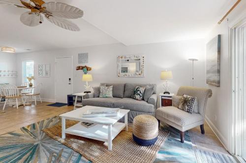 Ocean Ridge Apartment | Driftwood Villa 270 - Sand Trap