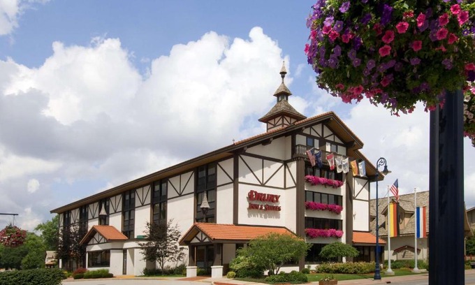 Frankenmuth Hotel | Drury Inn & Suites Frankenmuth