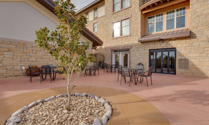 Las Cruces Hotel | Drury Inn & Suites Las Cruces