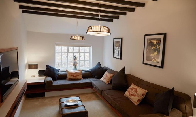 Henley-on-Thames Apartment | Duck Cottage in the centre of Henley