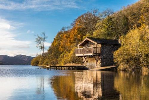 Penrith House | Duke of Portland Boathouse on the shore of Lake Ullswater ideal for a romantic break