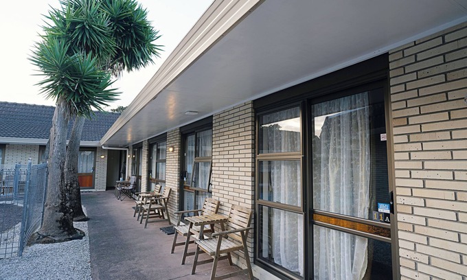Royal Oak Hotel | Dukes Midway Lodge