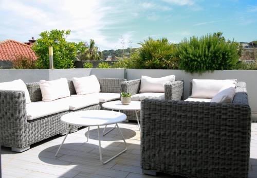 Cap-d'Antibes Apartment | Duplex en Rooftop vue mer à la Salis