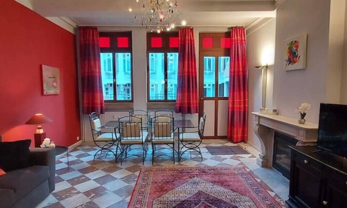 Liege House | DUPLEX LOCATED IN THE HISTORIC HEART OF LIEGE