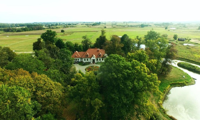 gmina Ułez Bed & Breakfast | Dwór Osmolice