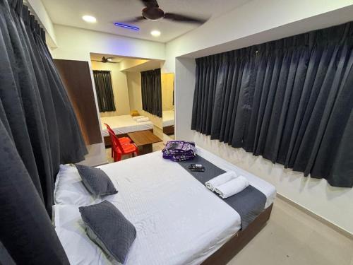Pune Hotel | Dwarka Lodging